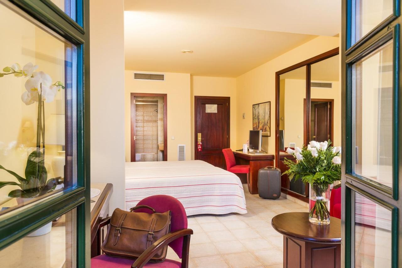 Hotel Guitart Rosa - Adults Only 3*